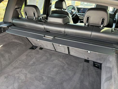 Used 2024 BMW X5 xDrive40i w/ Premium Package image 38