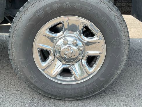Used 2015 RAM 2500 Tradesman w/ Chrome Appearance Group image 11