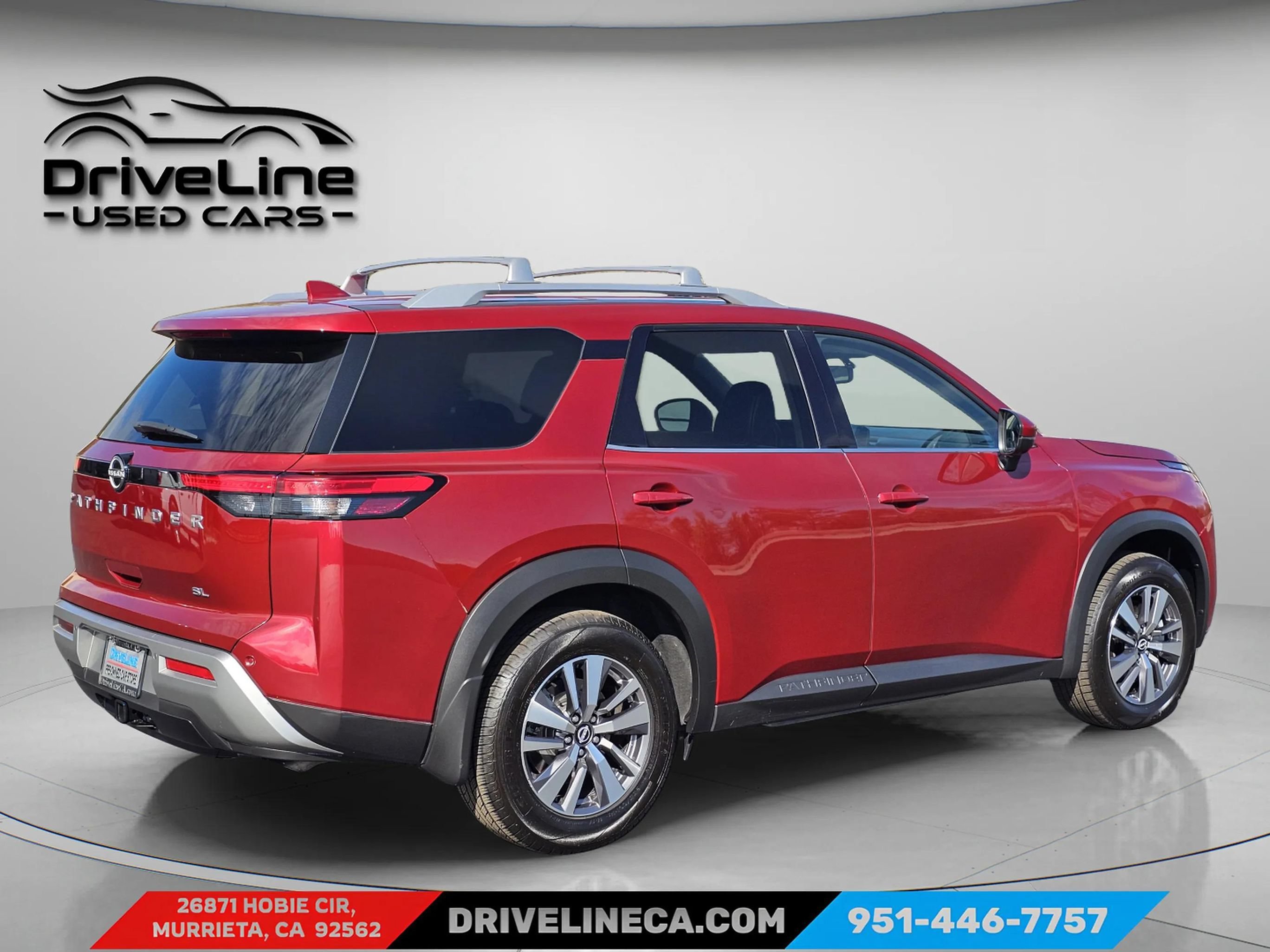 Used 2022 Nissan Pathfinder SL FWD image 8