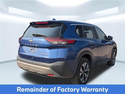 Used 2023 Nissan Rogue SV AWD/4WD image 2