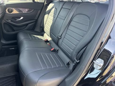 Used 2019 Mercedes-Benz GLC 350e 4MATIC image 21