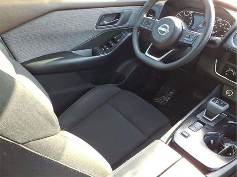 Certified 2023 Nissan Rogue S image 10