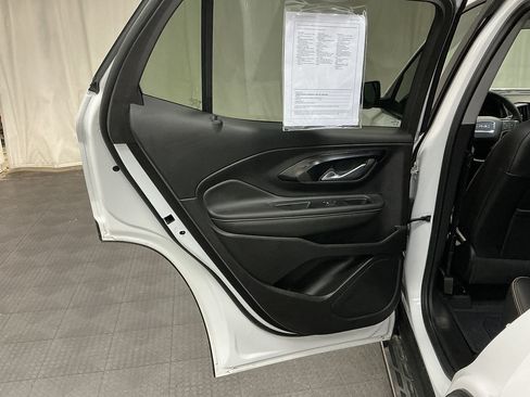 Used 2024 GMC Terrain AT4 w/ LPO, 'HIT The Road' Package AWD/4WD image 28