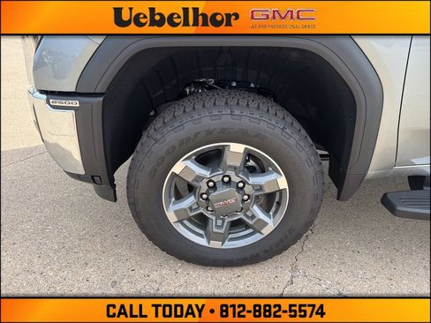 New 2026 GMC Sierra 2500 SLT w/ SLT Convenience Package AWD/4WD image 14