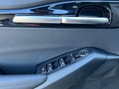 Used 2025 Kia Seltos EX image 10