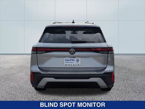 Certified 2025 Volkswagen Tiguan S FWD image 4