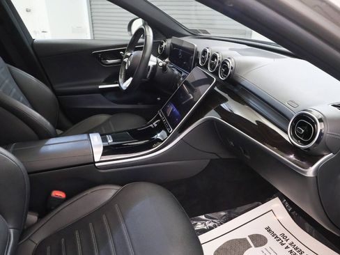 Used 2023 Mercedes-Benz C 300 4MATIC Sedan image 16