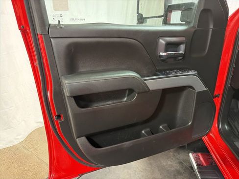 Used 2019 Chevrolet Silverado 3500 LT w/ LT Convenience Package image 4