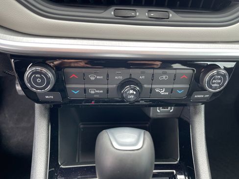 New 2026 Jeep Compass Limited AWD/4WD image 22