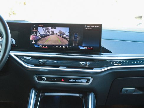 Used 2024 BMW X6 xDrive40i w/ Premium Package AWD/4WD image 13