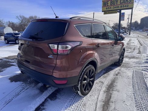 Used 2017 Ford Escape SE w/ Equipment Group 201A image 7