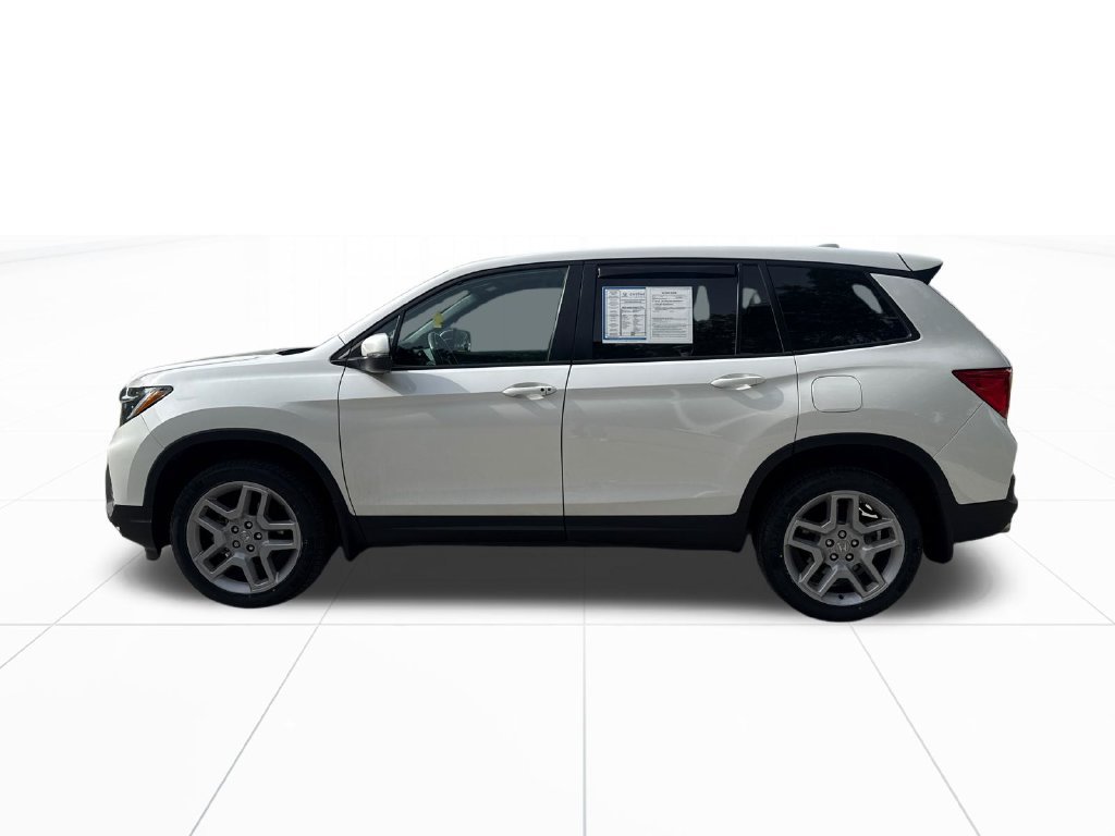 Certified 2025 Honda Passport EX-L image 5