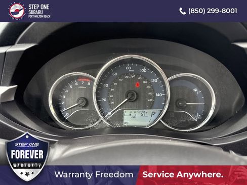 Used 2015 Toyota Corolla LE image 35