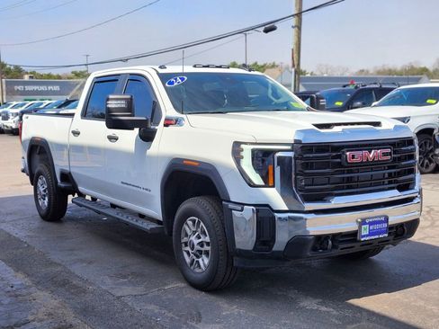 Used 2024 GMC Sierra 2500 Pro w/ 1SA Pro Safety Plus Package AWD/4WD image 7