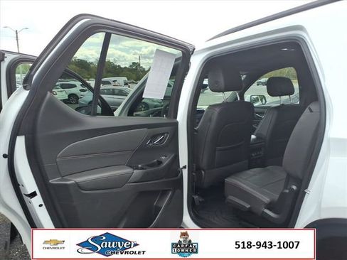 Used 2023 Chevrolet Traverse RS w/ LPO, Floor Liner Package image 22