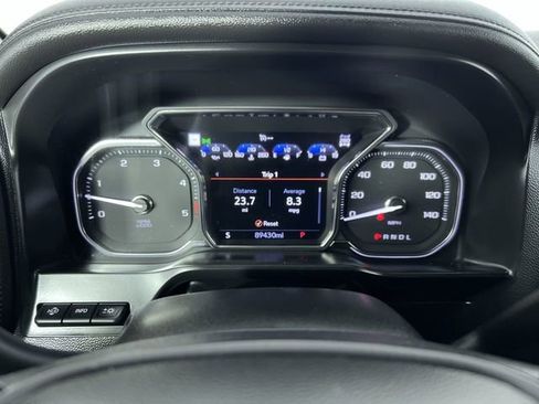 Used 2021 GMC Sierra 2500 AT4 w/ AT4 Preferred Package image 11