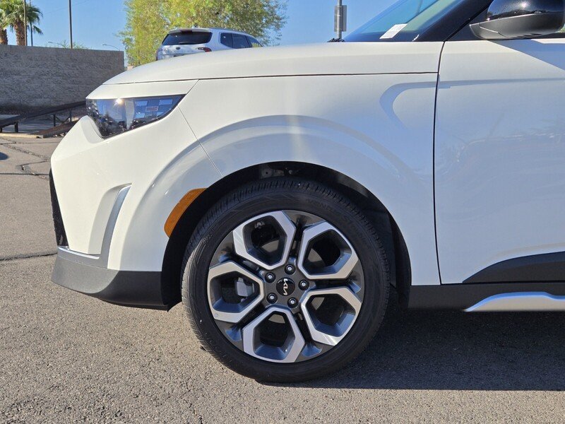 Certified 2025 Kia Soul EX FWD image 10