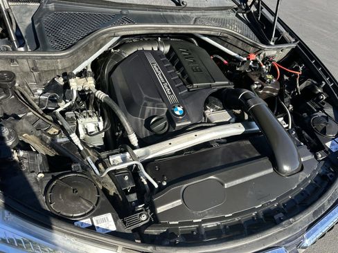Used 2014 BMW X5 xDrive35i image 9