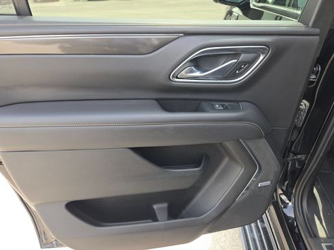 Used 2021 GMC Yukon XL AT4 w/ AT4 Premium Package AWD/4WD image 14