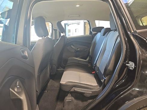 Used 2019 Ford Escape S image 24