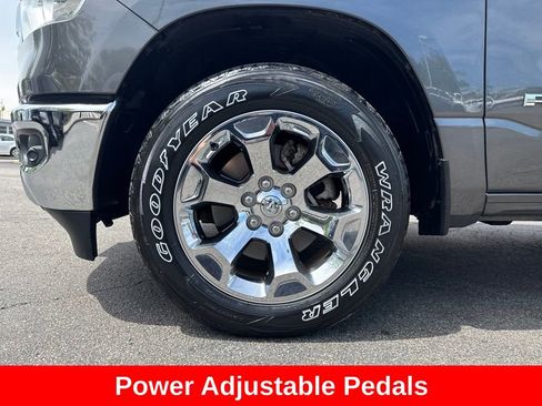 Used 2020 RAM 1500 Big Horn AWD/4WD image 38