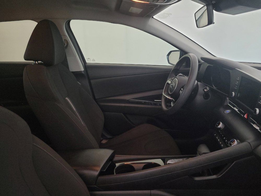 Used 2023 Hyundai Elantra Blue FWD image 21