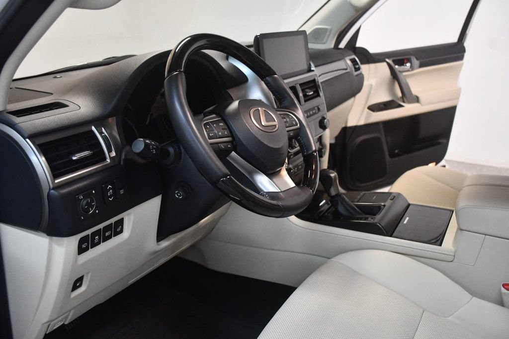 Used 2023 Lexus GX 460 Premium AWD/4WD image 28