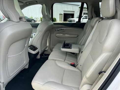 Used 2023 Volvo XC90 B6 Plus w/ Protection Package Premier AWD/4WD image 17
