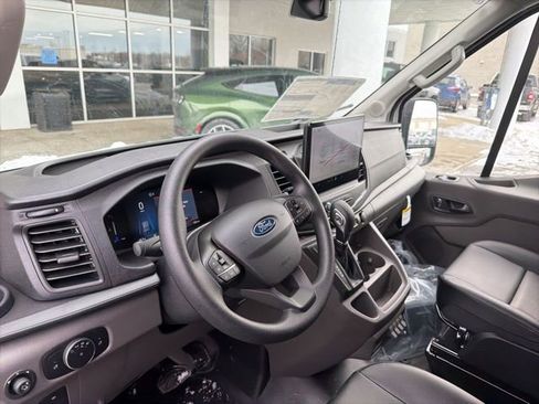 New 2026 Ford Transit 250 148 Medium Roof image 4