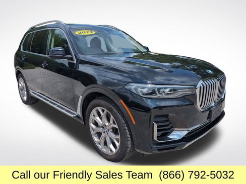 Used 2022 BMW X7 xDrive40i w/ Premium Package AWD/4WD image 9