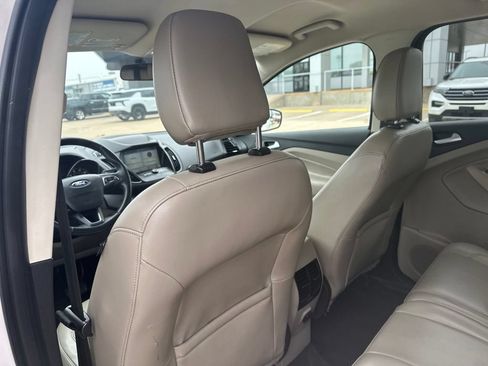 Used 2019 Ford Escape SEL FWD image 23