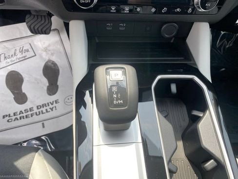 New 2026 Mitsubishi Outlander LE FWD image 17