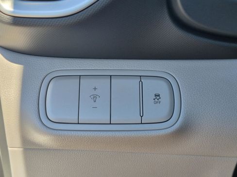 New 2026 Hyundai Venue SEL FWD image 27