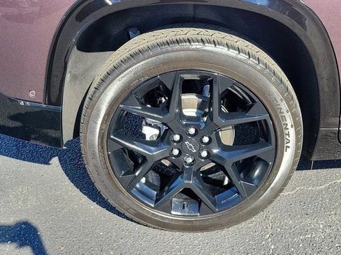 Used 2024 Chevrolet Traverse RS image 36