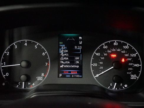 Used 2024 Toyota Corolla SE FWD image 15