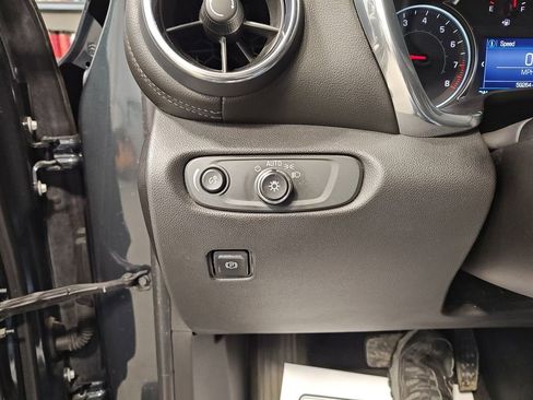 Used 2019 Chevrolet Blazer LT image 31