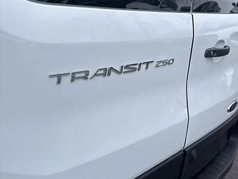 Used 2024 Ford Transit 250 Low Roof w/ Exterior Upgrade Package image 25