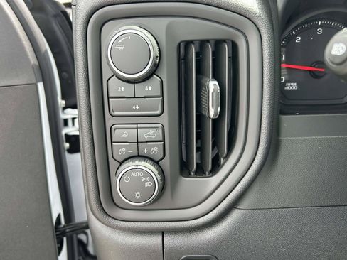 New 2026 Chevrolet Silverado 3500 W/T AWD/4WD image 19