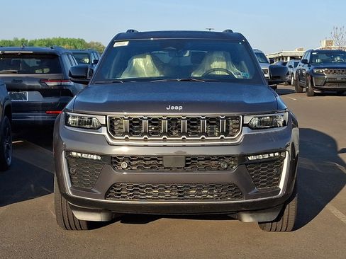 New 2026 Jeep Grand Cherokee L Limited AWD/4WD image 2