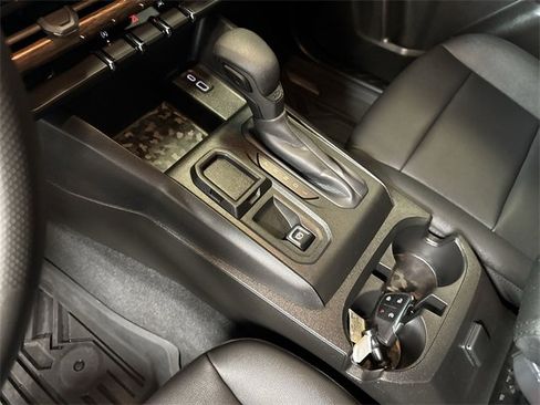 Used 2023 Chevrolet Colorado W/T image 20