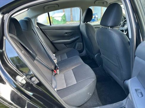 Used 2024 Nissan Sentra SV FWD image 19