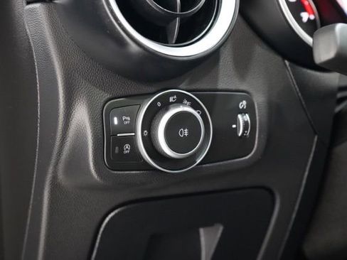 Used 2020 Alfa Romeo Stelvio Ti w/ Active Blind Spot Package AWD/4WD image 19