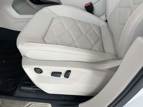 New 2026 Volkswagen Atlas SE image 16