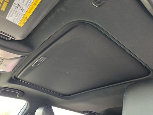 Used 2023 Toyota RAV4 XSE AWD/4WD image 18