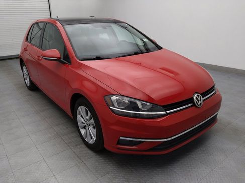 Used 2018 Volkswagen Golf SE image 13