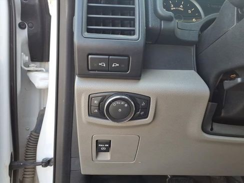 Used 2018 Ford F150 XL w/ Trailer Tow Package image 15