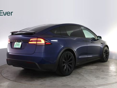 Used 2023 Tesla Model X AWD/4WD image 3