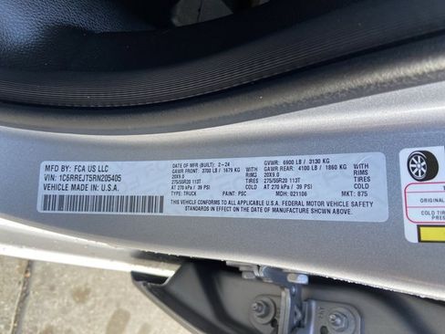 Used 2024 RAM 1500 Laramie image 32