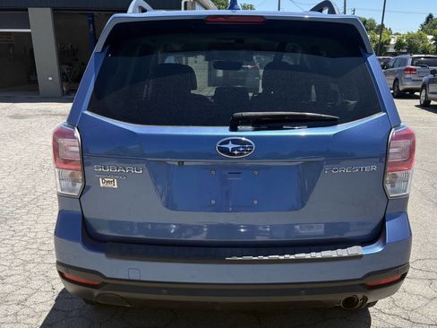 Used 2018 Subaru Forester 2.5i Touring w/ Popular Package #2 AWD/4WD image 3
