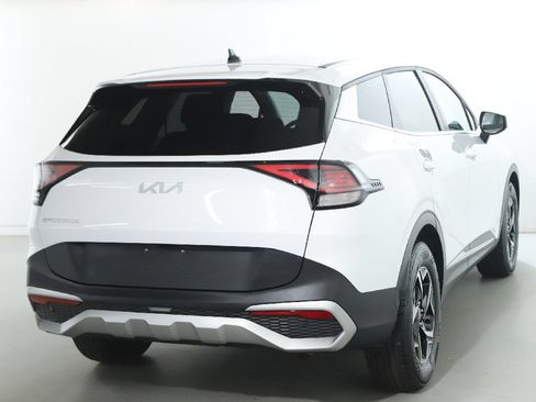 Used 2025 Kia Sportage LX FWD image 47